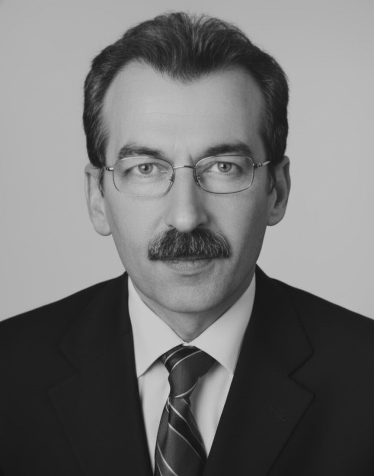 Yücel Canpolat Fotoğrafı